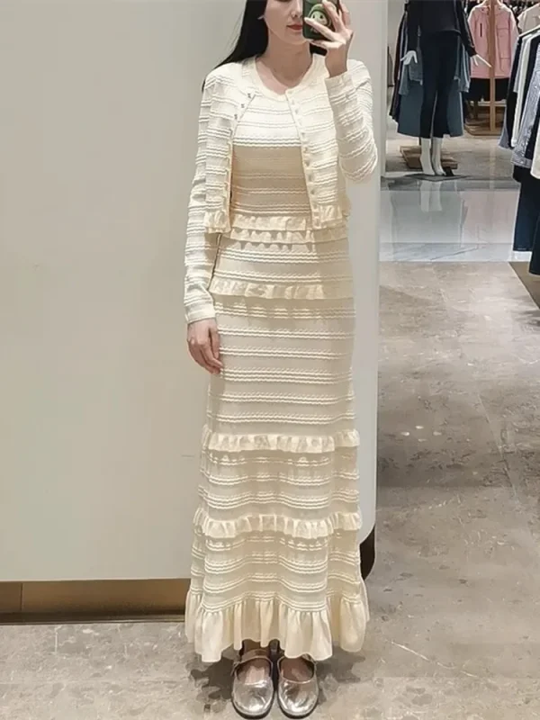 Abito longuette sottile con scollo a barchetta in maglia senza maniche da donna con volant o maglione cardigan monopetto a maniche lunghe 2