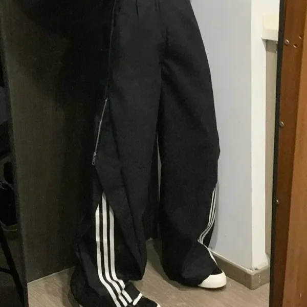 2024 Autunno/Inverno stile americano gamba dritta pantaloni casual a gamba larga con cerniera sportiva a righe design sensibilità nicchia 3