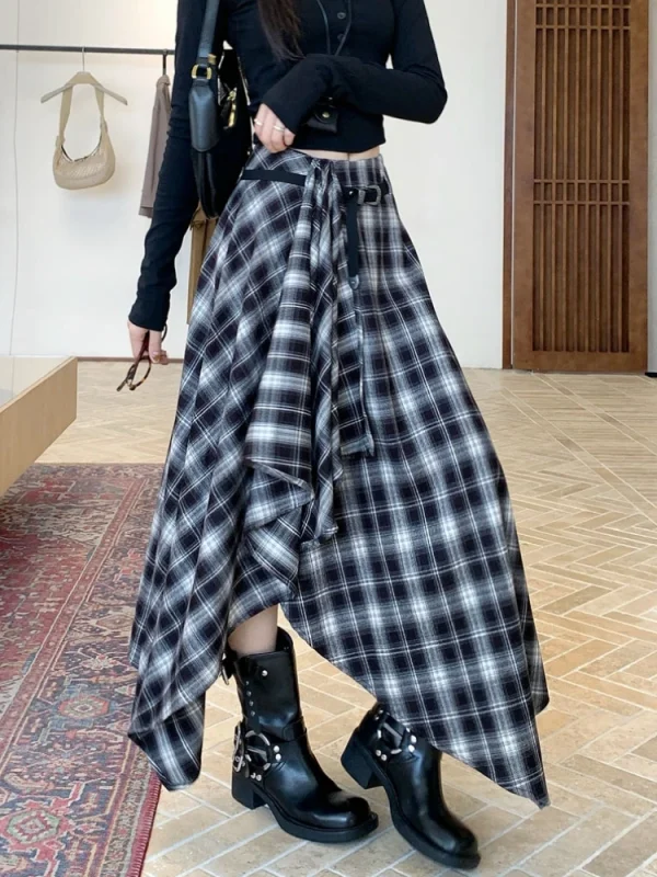 Qiukichonson Gonne lunghe Donna Gonna di lana 2025 Goth Autunno Inverno Vita alta Ruffles Gonna scozzese asimmetrica Maxi con cintura 4