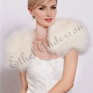 Blush, Fard Rosa/Bianco di Lusso Struzzo Della Pelliccia Boleros Nuziale Dello Scialle Della Pelliccia Matrimonio Scrollata di Spalle Cappotto da Sposa da Cerimonia Nuziale di Inverno Del Partito Boleros 1