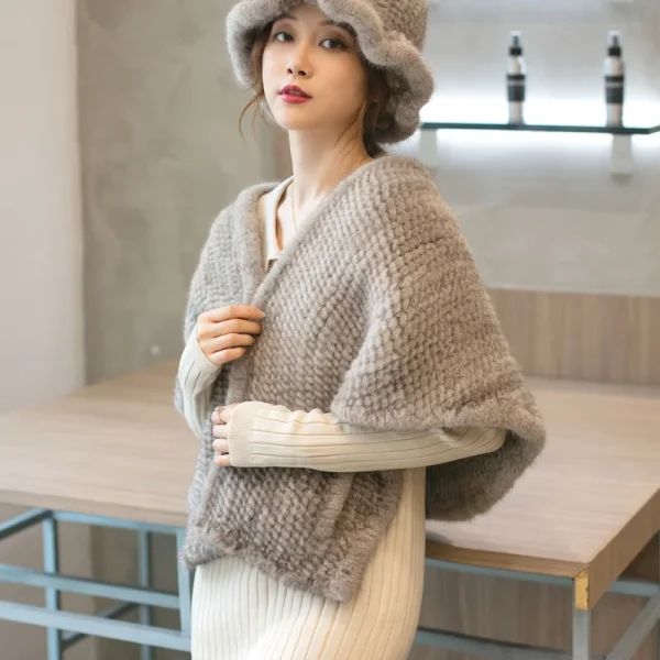 Besfilin Sciarpa in vera pelliccia di visone intrecciata a mano Sciarpe a mantella grandi per donna Calore versatile Accessorio moda autunno inverno 4