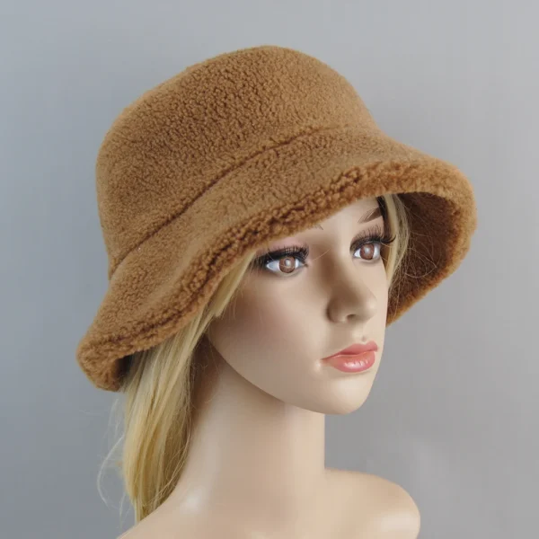 Shearling Particelle di pelle di pecora Cappelli Donna Inverno Caldo Classico Berretti di lusso Cappello di alta qualità Moda donna Nuovo design Berretto a secchiello 5