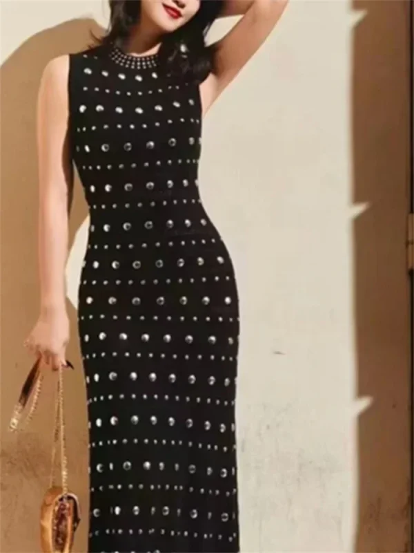 Abito da donna in maglia con volant nero con decorazione a diamante Abito estivo slim senza maniche con scollo a O per donna 2