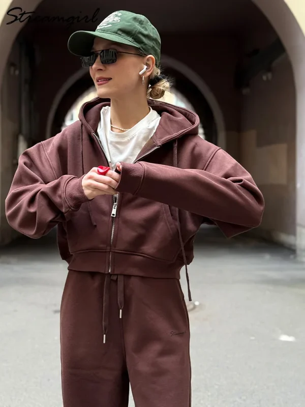 Tute da donna Tuta in pile invernale Marrone caldo Crop Zipper Felpe con cappuccio e pantaloni sportivi Set per donna Set di pantaloni in velluto da 2 pezzi 2
