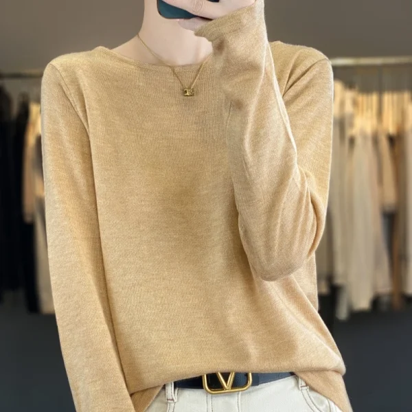 2025 NUOVO pullover in misto lana di seta da donna maglione di moda lavorato a maglia colletto con una parola maniche lunghe top larghi morbidi e setosi di alta qualità 3