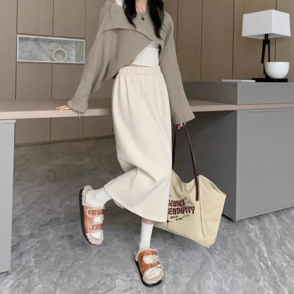 Minigonna a trapezio in velluto a coste a vita alta alla moda per le donne Gonne svasate dimagranti Stile coreano di piccole dimensioni 2