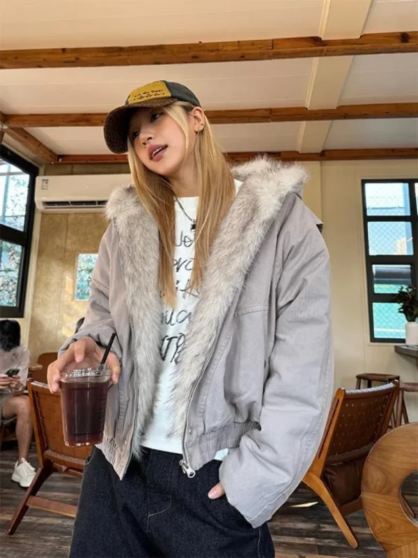 Giacca con cappuccio con collo in pelliccia retrò americana da donna Y2K Streetwear inverno nuova giacca casual allentata Harajuku calda ispessita in velluto 3
