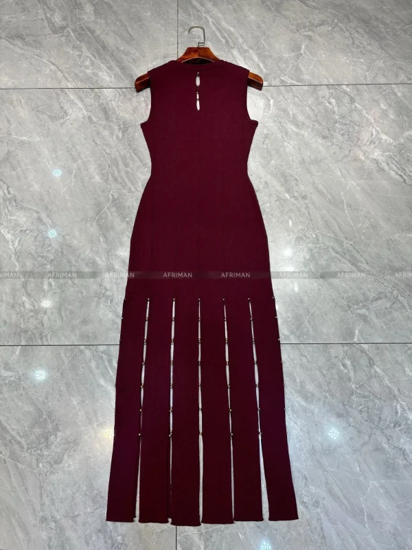 Abito da donna lungo con spacco in maglia elasticizzata scavata impreziosito da donna 3