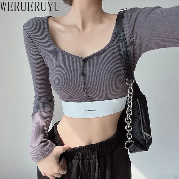 T-shirt a maniche lunghe Crop Top Donna Y2k Vestiti Autunno Inverno Moda coreana Tinta unita Bottoni T-shirt lavorate a maglia per le donne 2024 2