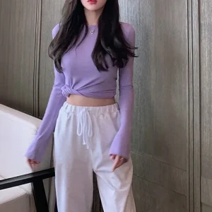 T-shirt da donna semplice 2025 Tee Abbigliamento Slim Cotton Skinny Top viola per donna Tshirt Corea Elegante tendenza primaverile e autunnale Goth 1