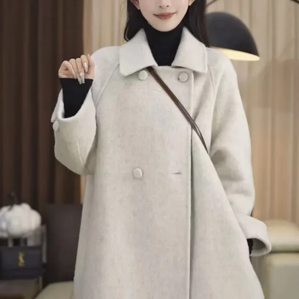 2025 Cappotto di media lunghezza alla moda con piccolo cappotto sciolto con temperamento Maunie da donna autunno e inverno Tendenza invernale 1