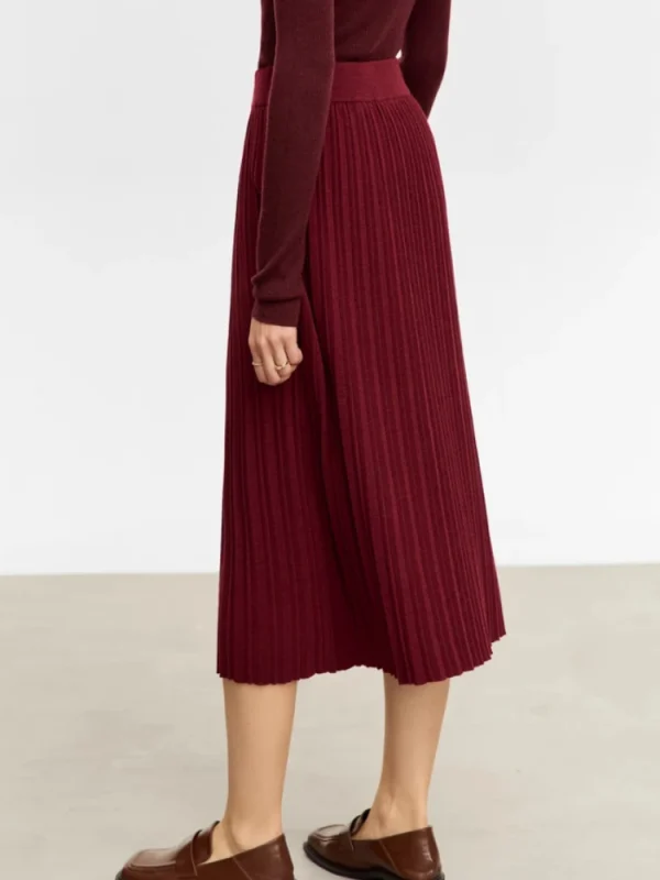 AMII Minimalista Gonne per le donne 2025 Inverno Nuovo Natale Caldo Pendolari Nozioni di base Maglia a pieghe Allentato A-Line Gonna solida 12323177 2