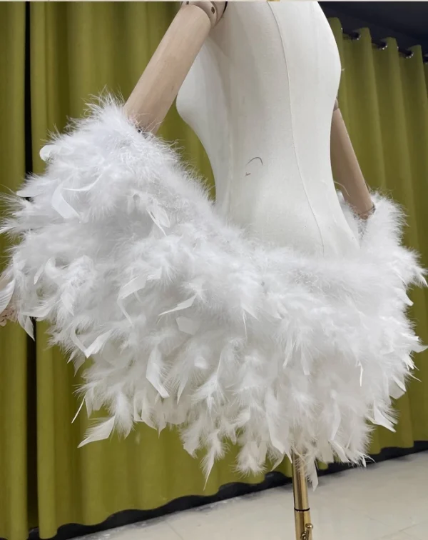 Lussuosa vera piuma di struzzo avvolge il matrimonio nuziale Nuovo design Coprispalle Inverno Festa di nozze Pelliccia Bolero Mantelle da donna 4