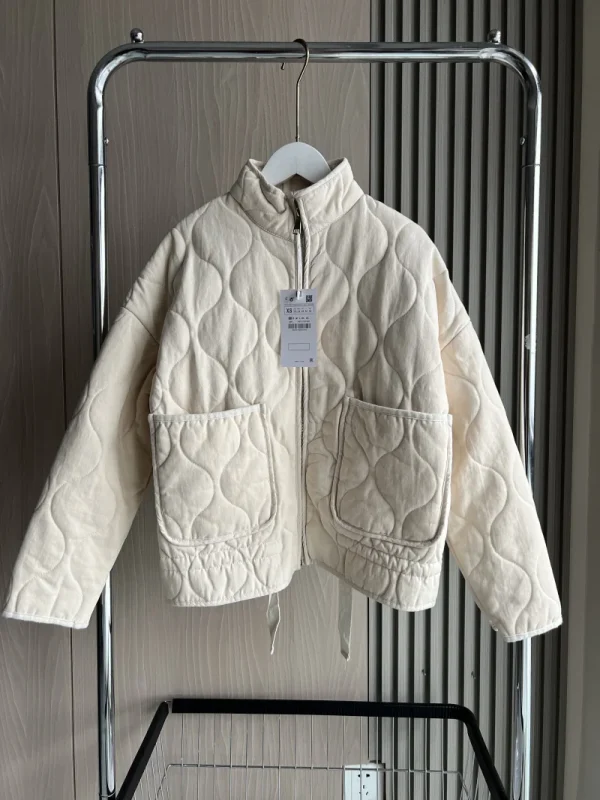 ZW Giacca in cotone da donna 2025 Nuovo arrivo Vintage Lenzing Rayon Collo alto Tasca grande Cappotto trapuntato decorativo per le donne 3