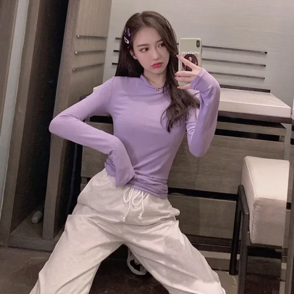 T-shirt da donna semplice 2025 Tee Abbigliamento Slim Cotton Skinny Top viola per donna Tshirt Corea Elegante tendenza primaverile e autunnale Goth 4