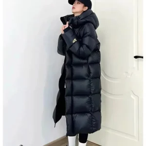 Giacca invernale imbottita in cotone sciolto da donna Cappotto lungo sopra il ginocchio da donna coreano imbottito in cotone caldo nero con cappuccio femminile 1