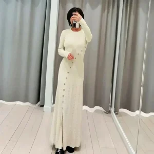 Abito longuette in maglia con filo diviso da donna Elegante fibbia diagonale in metallo Slim Fit girocollo 2024 Abito primaverile per donna 1
