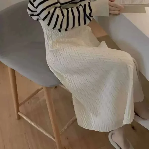 Gonne longuette a vita alta dal design coreano Donna Autunno Inverno Addensare Gonna morbida lavorata a maglia Donna Elegante trama Gonne lunghe di fascia alta 4