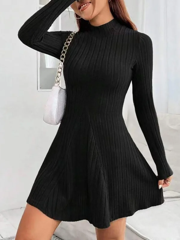 Abito da donna autunno inverno lavorato a maglia Lady Casual manica lunga collo mezzo alto Mini abito versatile abito nero Abiti da donna per giovani 1
