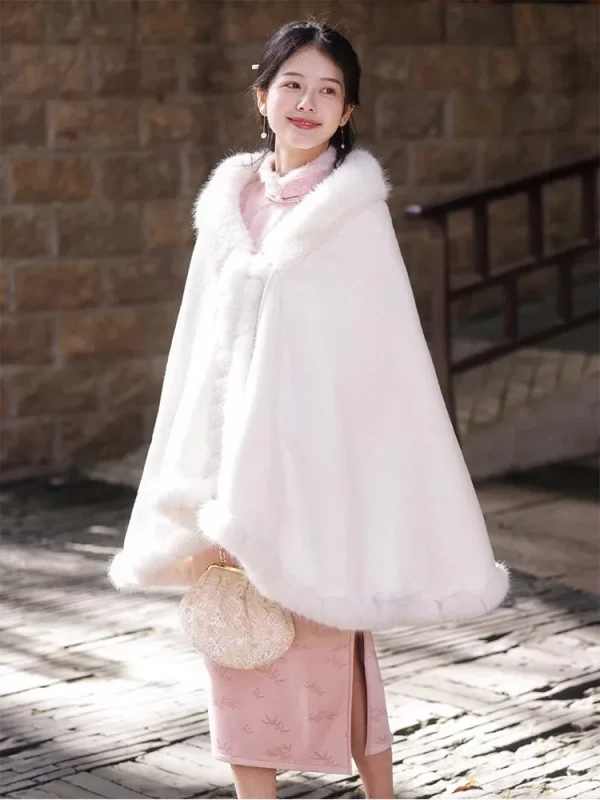 Elegante principessa con finiture complete lavoro manuale mantello in pelliccia sintetica capispalla donna inverno comfort mantello in peluche avvolge cappotto scialle da sposa addensare 4