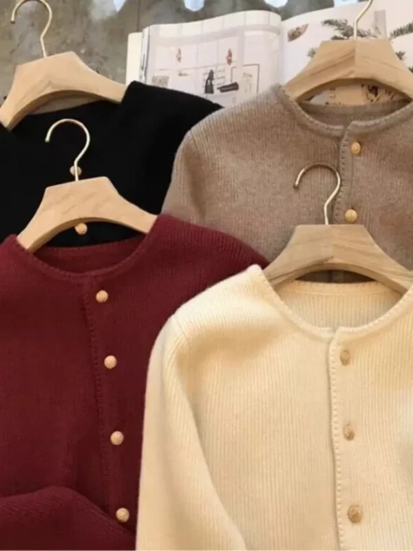 2024 Girocollo 100 cardigan in puro cashmere piccolo cappotto profumato maglione lavorato a maglia di lana sciolto primaverile e autunnale da donna 3