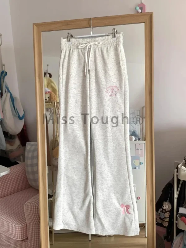 Pantaloni svasati giapponesi da donna a vita alta moda Pantalon femminile Y2k simpatico gatto farfalla ricamo pantaloni slim fit nuovi fondi 4