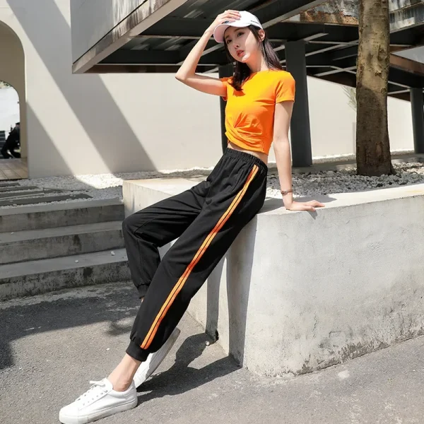Pantaloni Harem larghi neri a nove tendaggi Pantaloni lunghi sportivi larghi da donna Autunno Nuovo stile Pantaloni con risvolto casual AE Stock Origine Mento 3