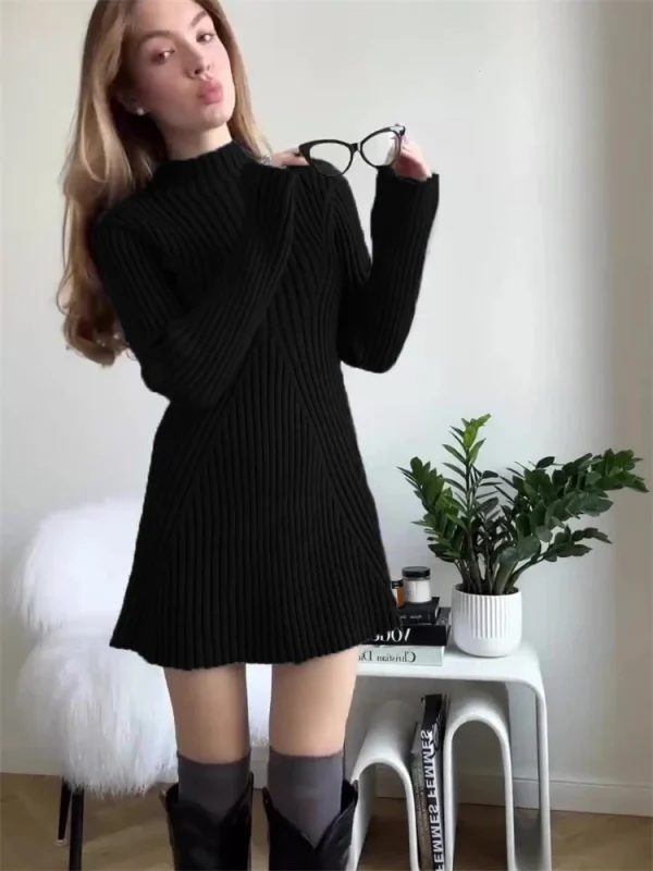 Mini abito elegante a maniche lunghe in maglia a costine Colletto rialzato da donna Abito aderente a trapezio solido Inverno 2025 Maglieria da donna alla moda 5