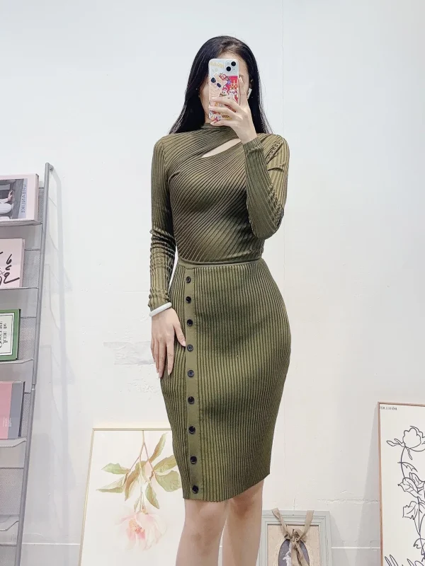 2025 Abito da donna in maglia con spacco pieghettato in vita cava di inizio autunno 2025 1