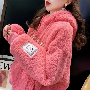 Felpa con cappuccio da donna in pile ispessito autunno inverno vestibilità ampia sopra la testa pelliccia di agnello simulazione manica lunga Top alla moda 1