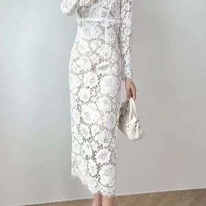 Autunno nuova moda sexy scollo a V abito in pizzo bianco donna elegante temperamento ricamo floreale sottile manica lunga abito da sera da donna 1
