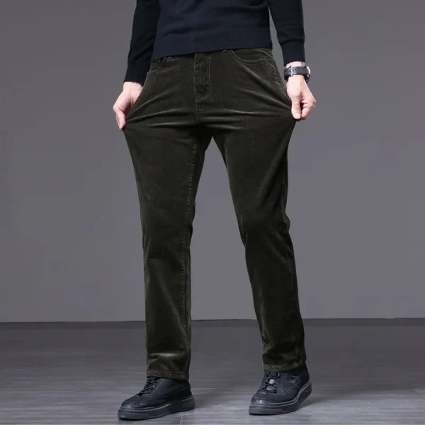 Abbigliamento di marca Autunno Inverno Tessuto di velluto a coste Pantaloni casual da uomo Spessi piccoli dritti Slim Cargo Work Pantaloni verdi grigi da uomo 3