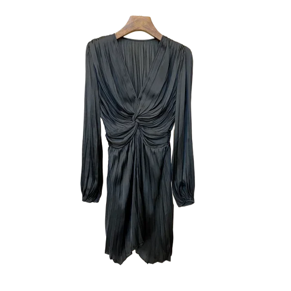 Temperamento Dea Piccolo abito nero sexy Kink Abito a pieghe con scollo a V a maniche lunghe Abito da compleanno per abiti da sposa da donna 1