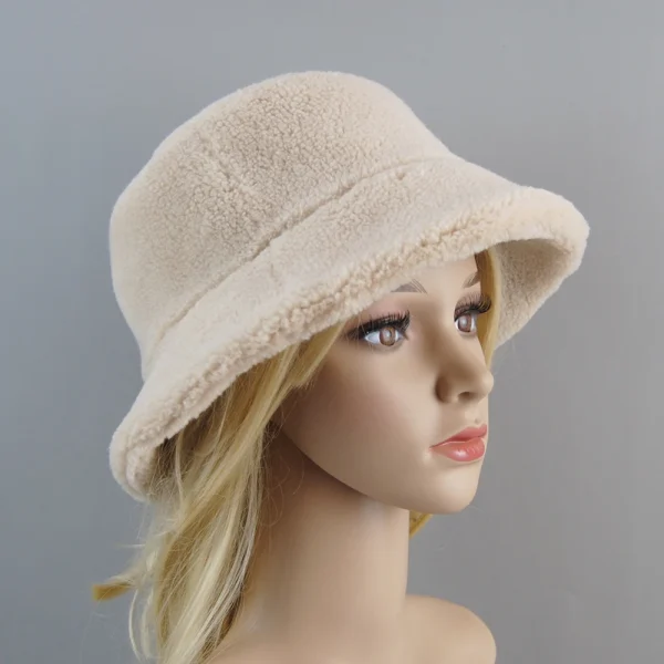 Shearling Particelle di pelle di pecora Cappelli Donna Inverno Caldo Classico Berretti di lusso Cappello di alta qualità Moda donna Nuovo design Berretto a secchiello 3
