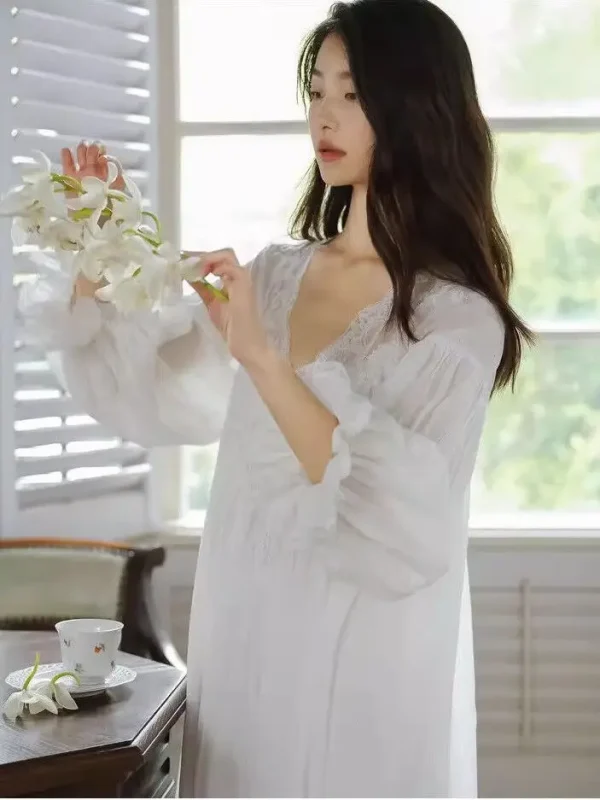 Camicia da notte bianca a maniche lunghe da donna in primavera autunno Abito da donna con gonna lunga in pizzo a maniche lunghe stile principessa bellissimo pigiama 6