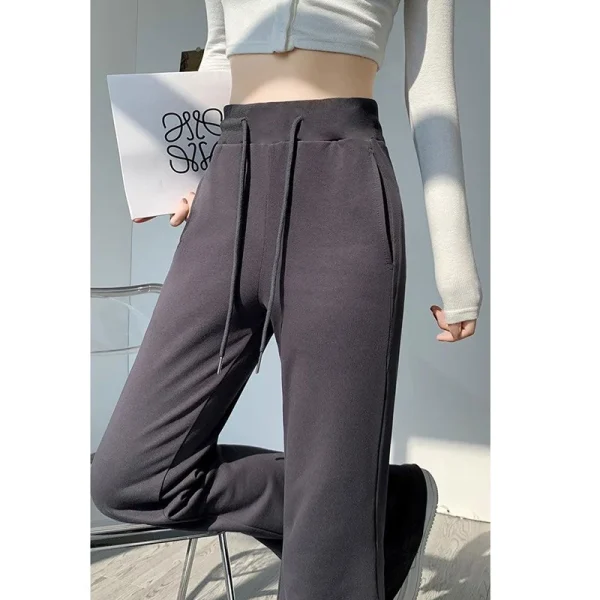 Pantaloni sportivi coreani femminili a gamba dritta Pantaloni chic a vita alta con fondo a campana Pantaloni svasati dal design classico da donna 5