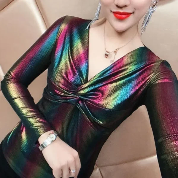 T-shirt slim coreana con colori a contrasto lucidi 2025 Primavera Autunno Manica lunga Abbigliamento femminile Sexy scollo a V Pieghe eleganti Pullover 5