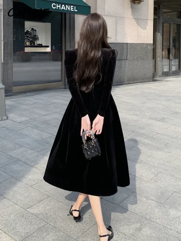 CJFHJE Black Velvet Evening Party Midi Dresses France Vintage Elegant Lady Dress New Winter coreano One Piece Dress donna autunno 6