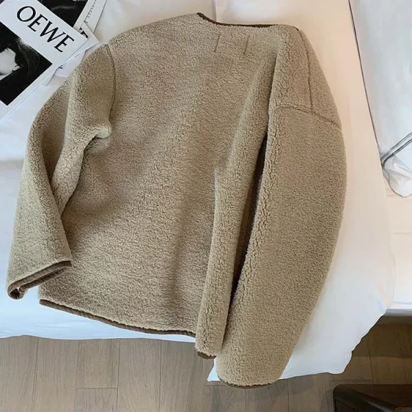 Giacca corta in pelliccia di agnello stile coreano Girocollo da donna Capispalla stile pigro Autunno Inverno Nuovo arrivo Top girocollo morbido e accogliente 4