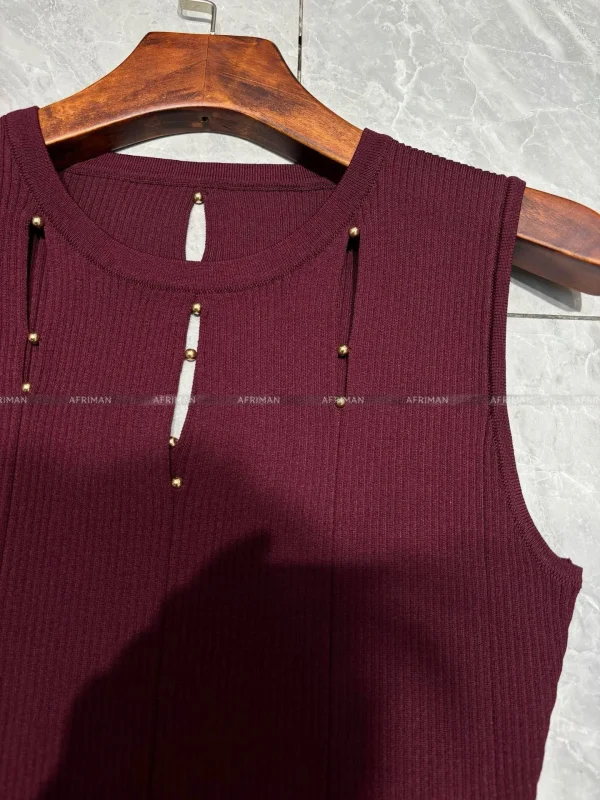 Abito da donna lungo con spacco in maglia elasticizzata scavata impreziosito da donna 5