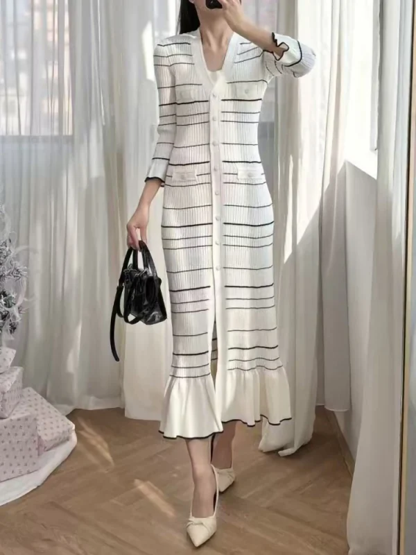 2025 Primavera estate New Fashion Nero Bianco Contrasto di Colore Della Banda Abito in Maglia da Donna Elegante Bordo con Volant Sottile con Scollo a V Veste da Donna 1