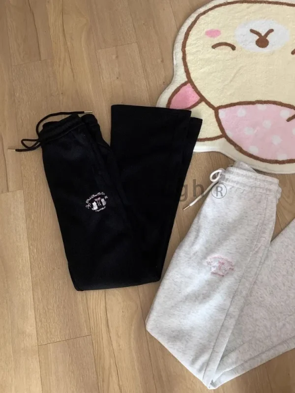 Pantaloni svasati giapponesi da donna a vita alta moda Pantalon femminile Y2k simpatico gatto farfalla ricamo pantaloni slim fit nuovi fondi 3