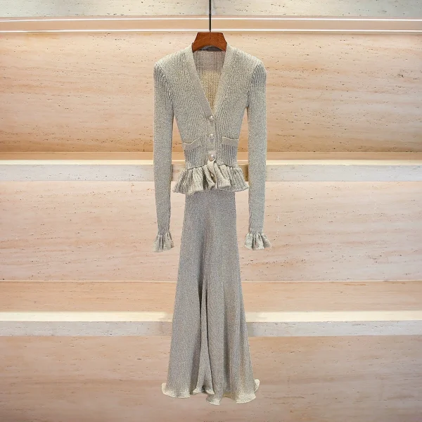 Abito in maglia arricciata con maniche a campana con scollo a V Abito elegante da donna a trapezio elasticizzato in oro 2025 Nuovo arrivo autunno 4