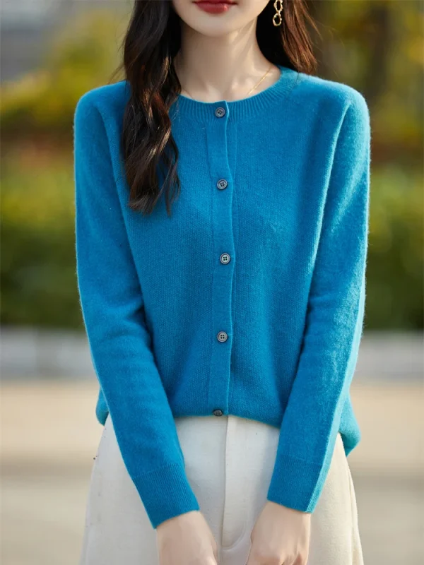 2024 Nozioni di base Autunno Inverno Donna Maglione Vendite Maglieria di lana merino New Fashion Solid Cardigan Classico Abbigliamento a maniche lunghe Top 2