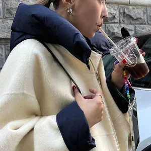 Giacca di lana con cappuccio Cappotto Tasca grande Bottone in metallo Pendolarismo Cappotto corto da donna Capispalla in colore a contrasto Camicetta casual ampia 1