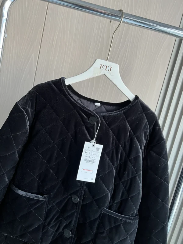 ETJ 2025 Inverno Nuovo Elegante abbigliamento da donna in velluto nero girocollo trapuntato giacca in cotone a maniche lunghe 9828986 3