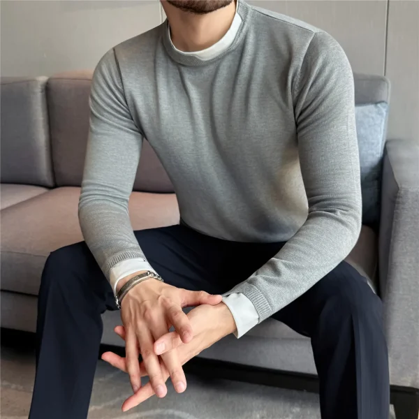 2025 Autunno Inverno Falso Due Maglioni a maniche lunghe Splicing Fondo lavorato a maglia Maglione Moda Casual Business Maglione Abbigliamento uomo 4