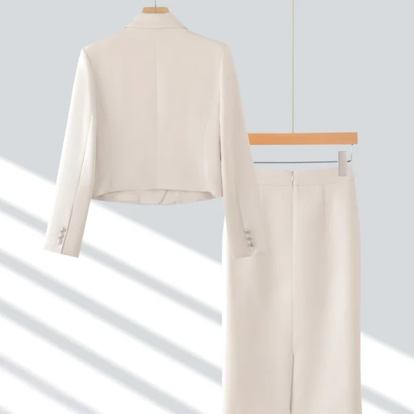 NAVIU Primavera High End Nuove donne Piccolo blazer corto Abito stile OL e mezza gonna Office Ladies Fashion Set da due pezzi Abbigliamento da lavoro 2