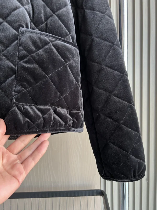 ETJ 2025 Inverno Nuovo Elegante abbigliamento da donna in velluto nero girocollo trapuntato giacca in cotone a maniche lunghe 9828986 4