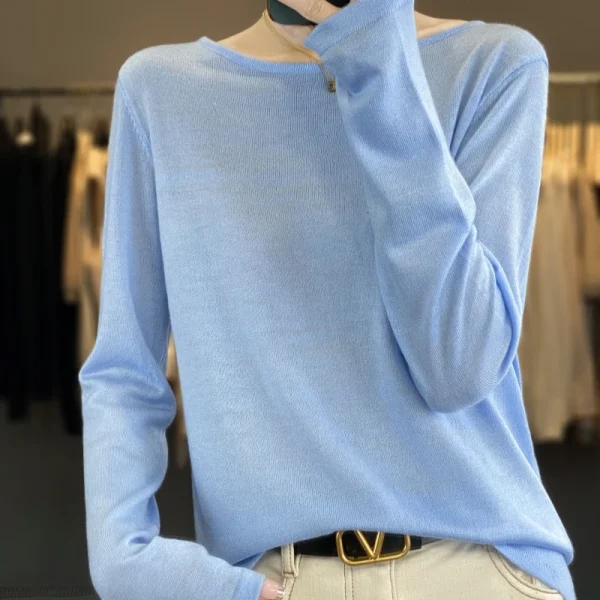 2025 NUOVO pullover in misto lana di seta da donna maglione di moda lavorato a maglia colletto con una parola maniche lunghe top larghi morbidi e setosi di alta qualità 2